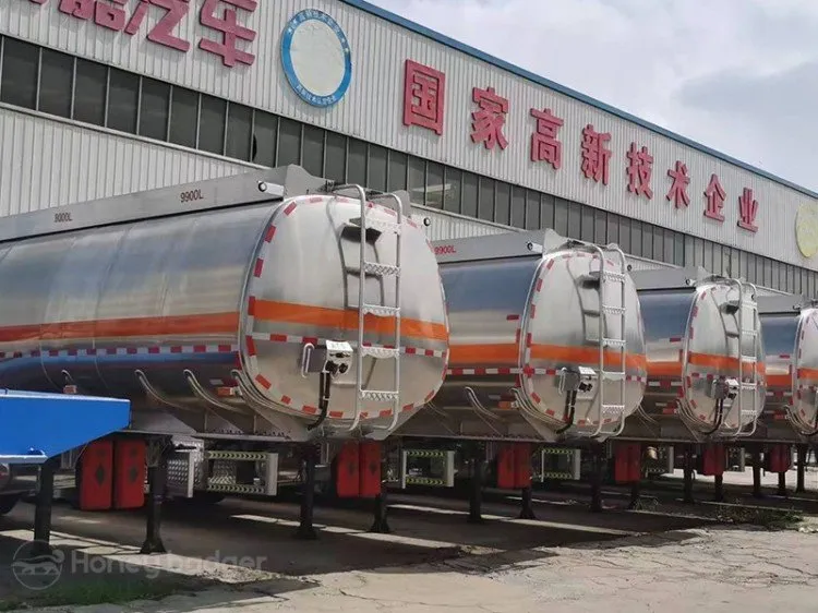 35000-60000 Liters Fuel Tanker Semi Trailer
