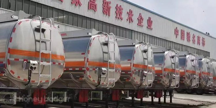 Stainless Steel Tanker Semi Trailer